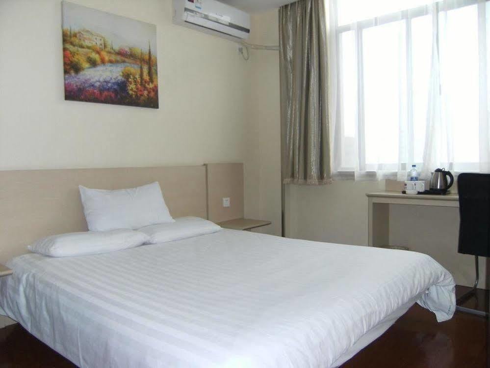 Hanting Express Nantong Sports Convention And Exhibition Center Ngoại thất bức ảnh