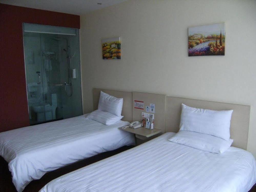 Hanting Express Nantong Sports Convention And Exhibition Center Ngoại thất bức ảnh